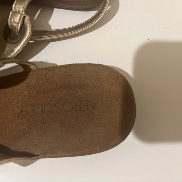 Brown sandals - Picture 2 of 4